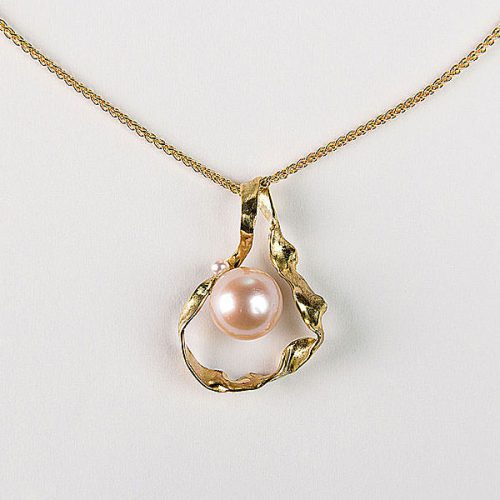 Perlanhänger mit Süßwasserperle